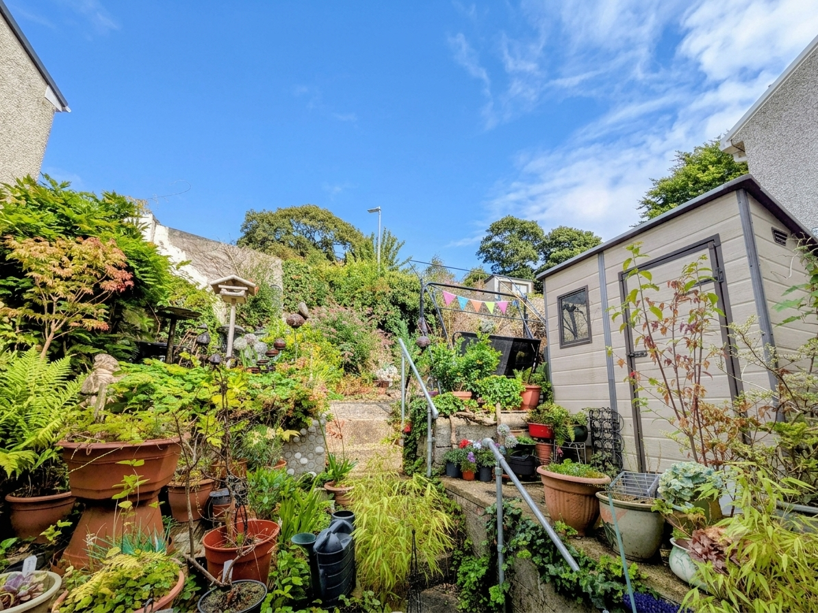 Carew Pole Close, Truro